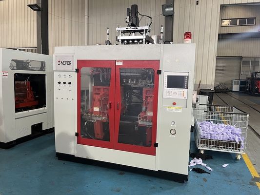 Servo System PE Advanced Production MP80D Blowing Machine For Plastic Bottle